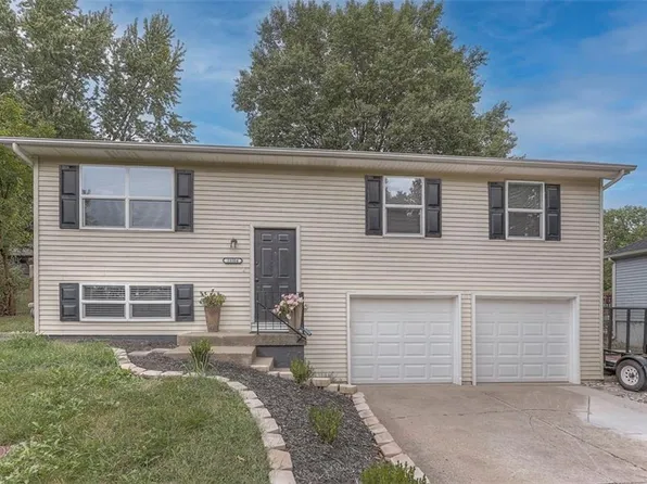 19304 E Salisbury Rd, Independence, MO 64056