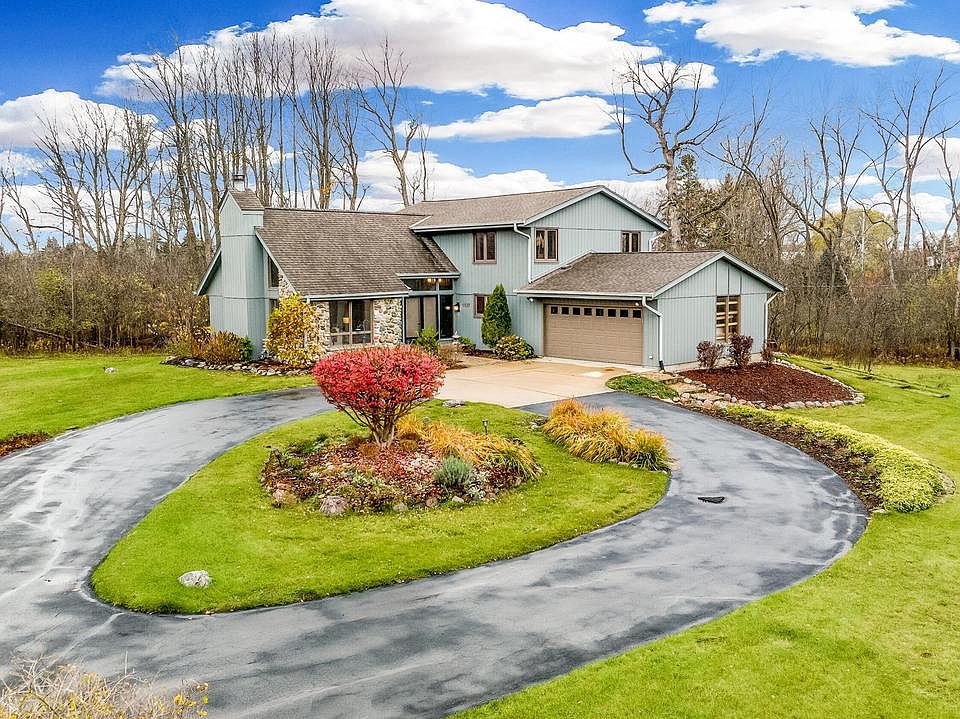 1st image of 11537 North Pinehurst CIRCLE