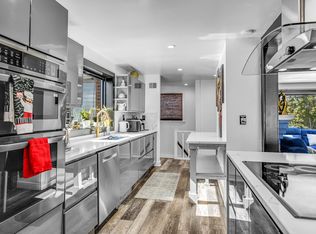 4420 Village Dr, Fairfax, VA 22030
