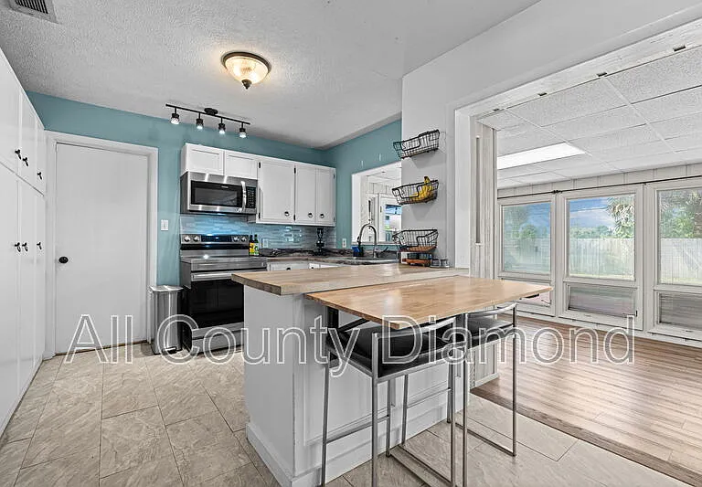 136 Colina Cir — Photo 9