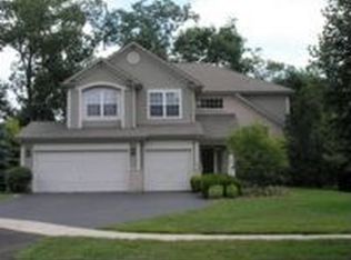 571 Patriot Ct, Gurnee, IL 60031