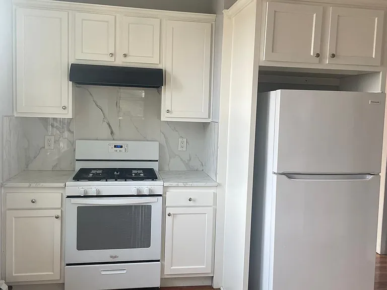 75 Ortoleva Dr #1 — Photo 10