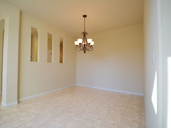 3rd image of 2313 Clearbrook Cir