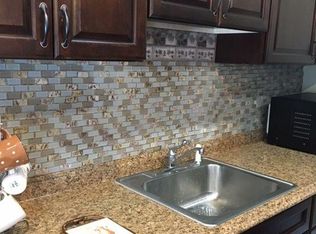84 W 42nd St #2, Bayonne, NJ 07002