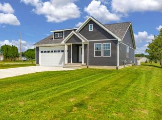 399 Grindstone Rd, Port Austin, MI 48467