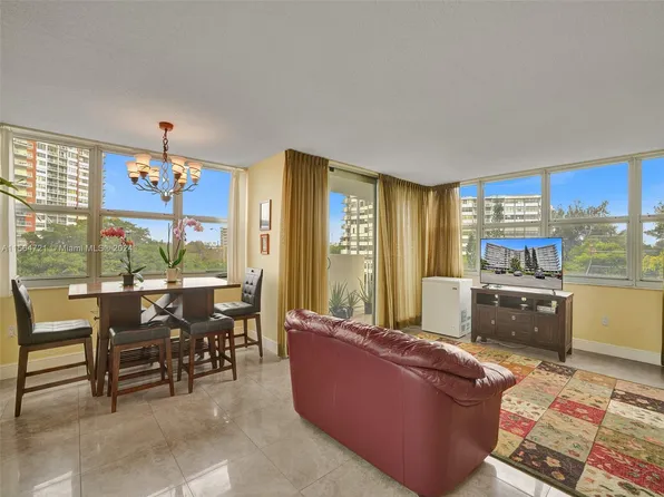 1200 NE Miami Gardens Dr APT 413W, Miami, FL 33179