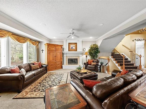 4th image of 13907 Rosehill Ln
