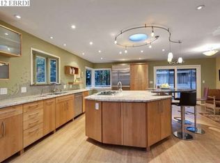 12220 Blythen Way, Oakland, CA 94619