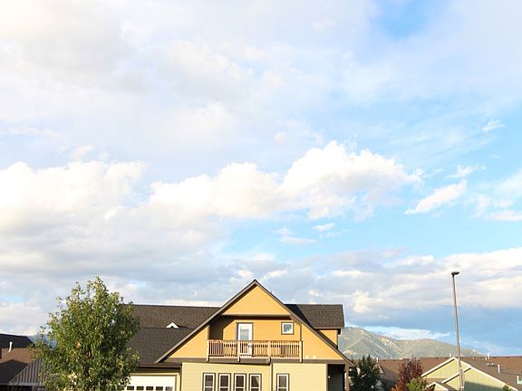 2nd image of 1417 Gale Ct
