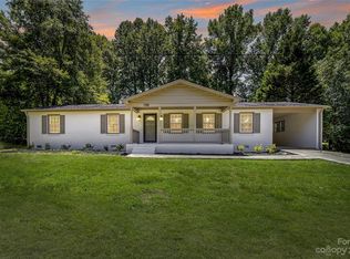 108 Gettys Dr, Gaffney, SC 29341