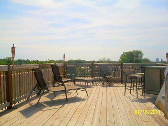 2nd image of 6615 S Kimbark Ave #2