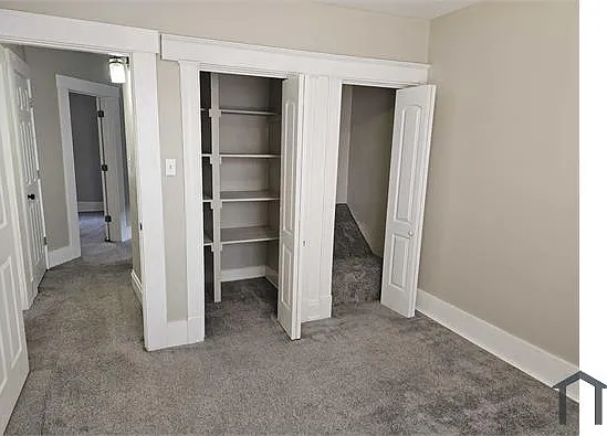 6 bed, 2600 sqft, $2,950 — Photo 4