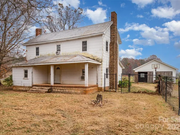 9430 Holly Ridge Dr, Rockwell, NC 28138