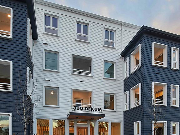 2nd image of 330 NE Dekum St #110