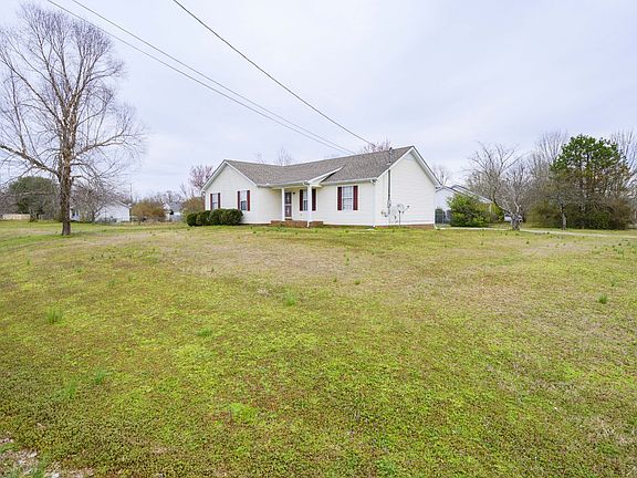 3rd image of 1613 Golden Valley Dr