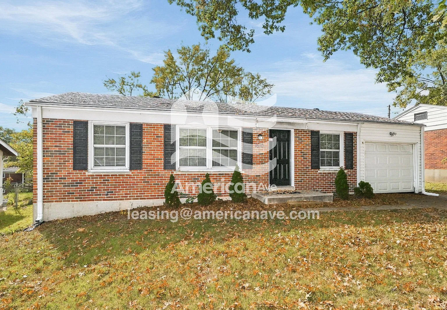 2 bed, 1.0 bath, 900 sqft, $1,347 — Photo 2