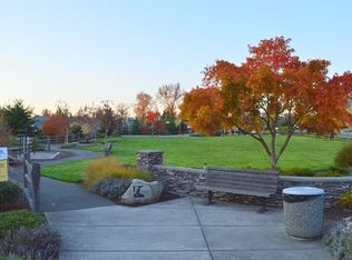 625 Kitsap Ave NE, Renton, WA 98059