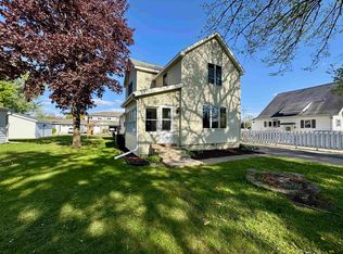 508 Monroe St, Sauk City, WI 53583