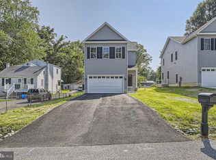 604 Carvel Grove Rd, Essex, MD 21221