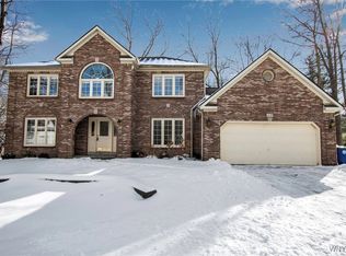 115 Blue Heron Ct, East Amherst, NY 14051