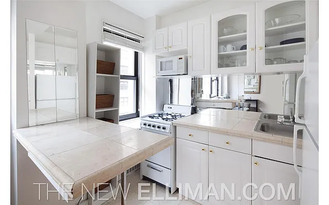 Sold by Douglas Elliman | media 12