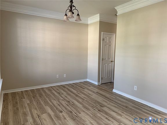 4th image of 940 Jamerson Ln