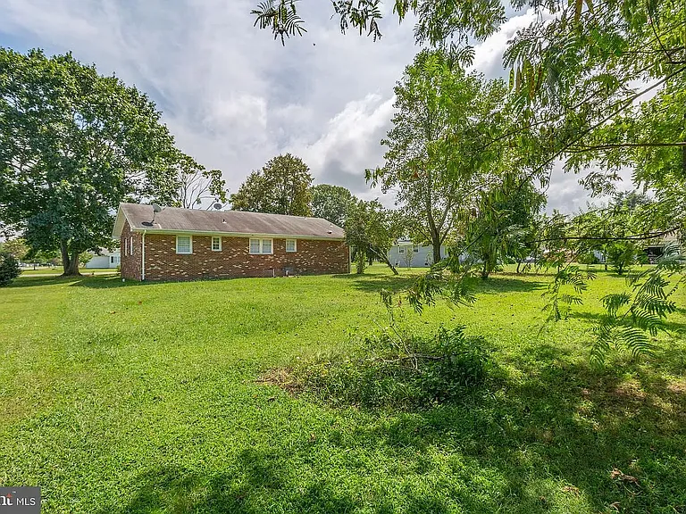 333 Santa Maria Ave — Photo 6
