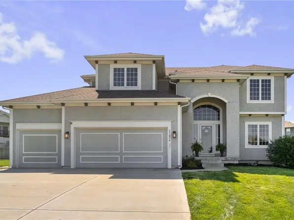 21034 Balsam St, Spring Hill, KS 66083
