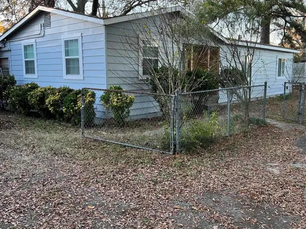 214 James St, Lonoke, AR 72086