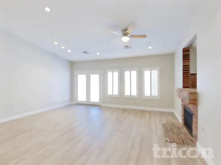 6440 Sundown Heights Ave — Photo 2
