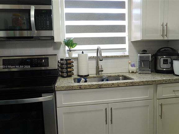 3rd image of 47 NW 47th Ave APT 11