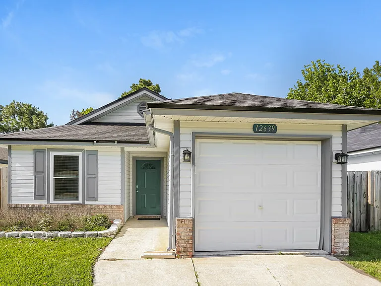 12639 Ashmore Green Dr N — Photo 1