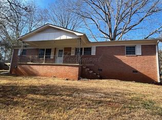 17 Wintergreen Ln, Taylors, SC 29687