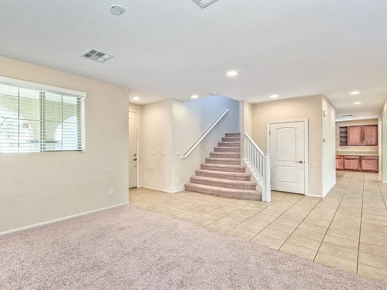 6729 Upper Mesa Ct — Photo 2