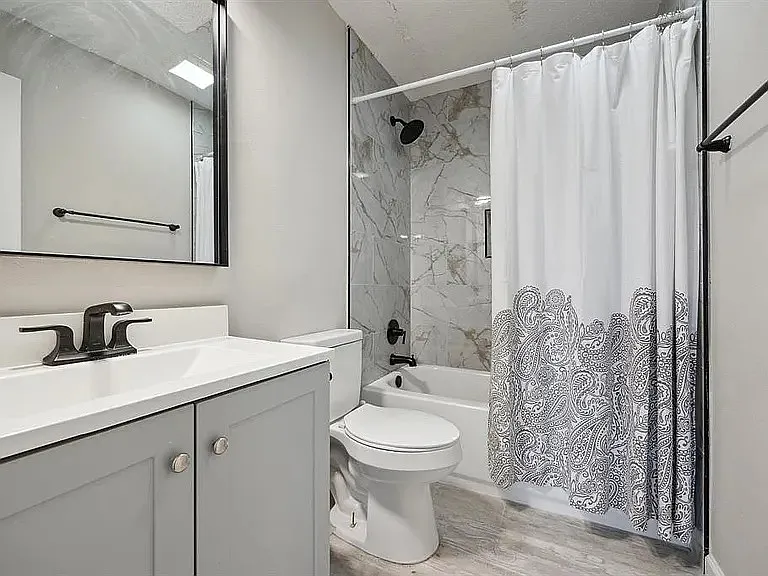 1706 Delaford Cir — Photo 8