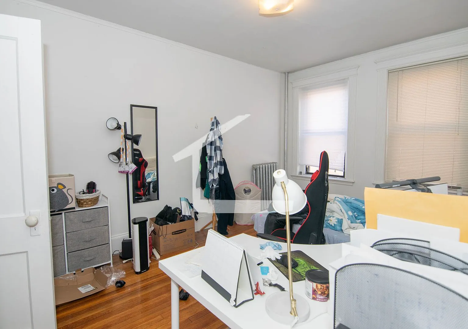 3 Bed 1 Bath on Commonwealth Ave (or 2 bed w/ Living Room) — Photo 4