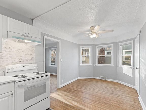 5th image of 1625 Oliver Ave N