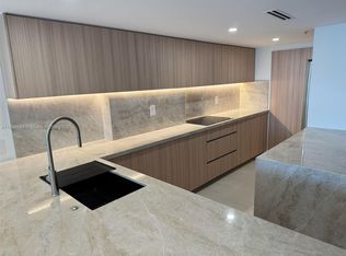 1717 N Bayshore Dr #A-2539, Miami, FL 33132