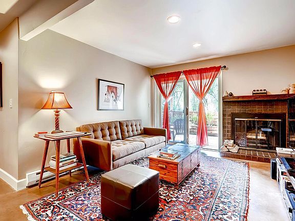3rd image of 998 W Beaver Creek Blvd #102