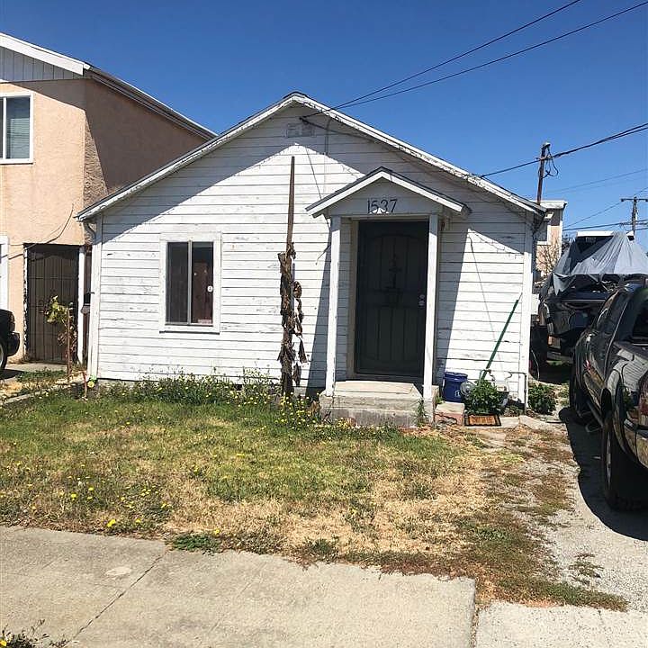 1st image of 1537 Pine Ave