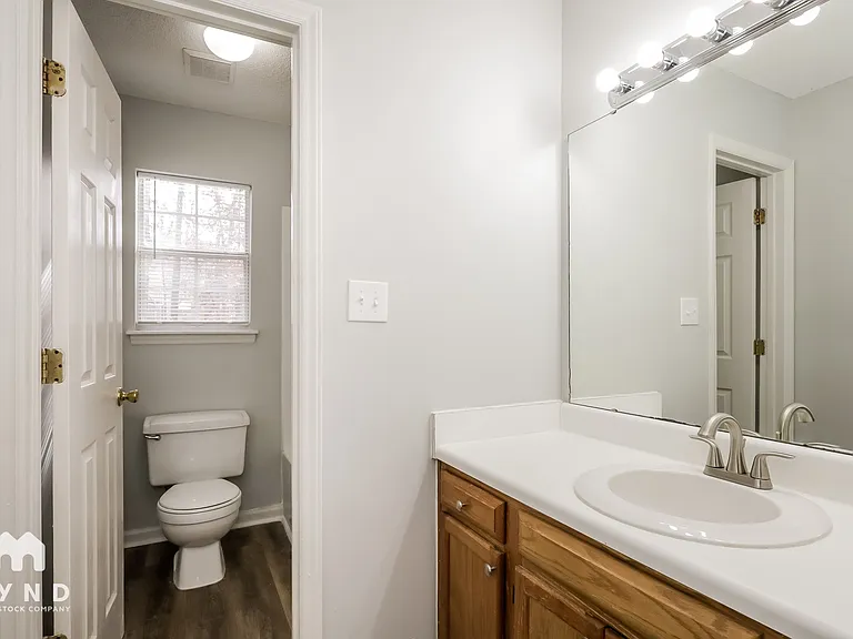710 Greyson Dr — Photo 9