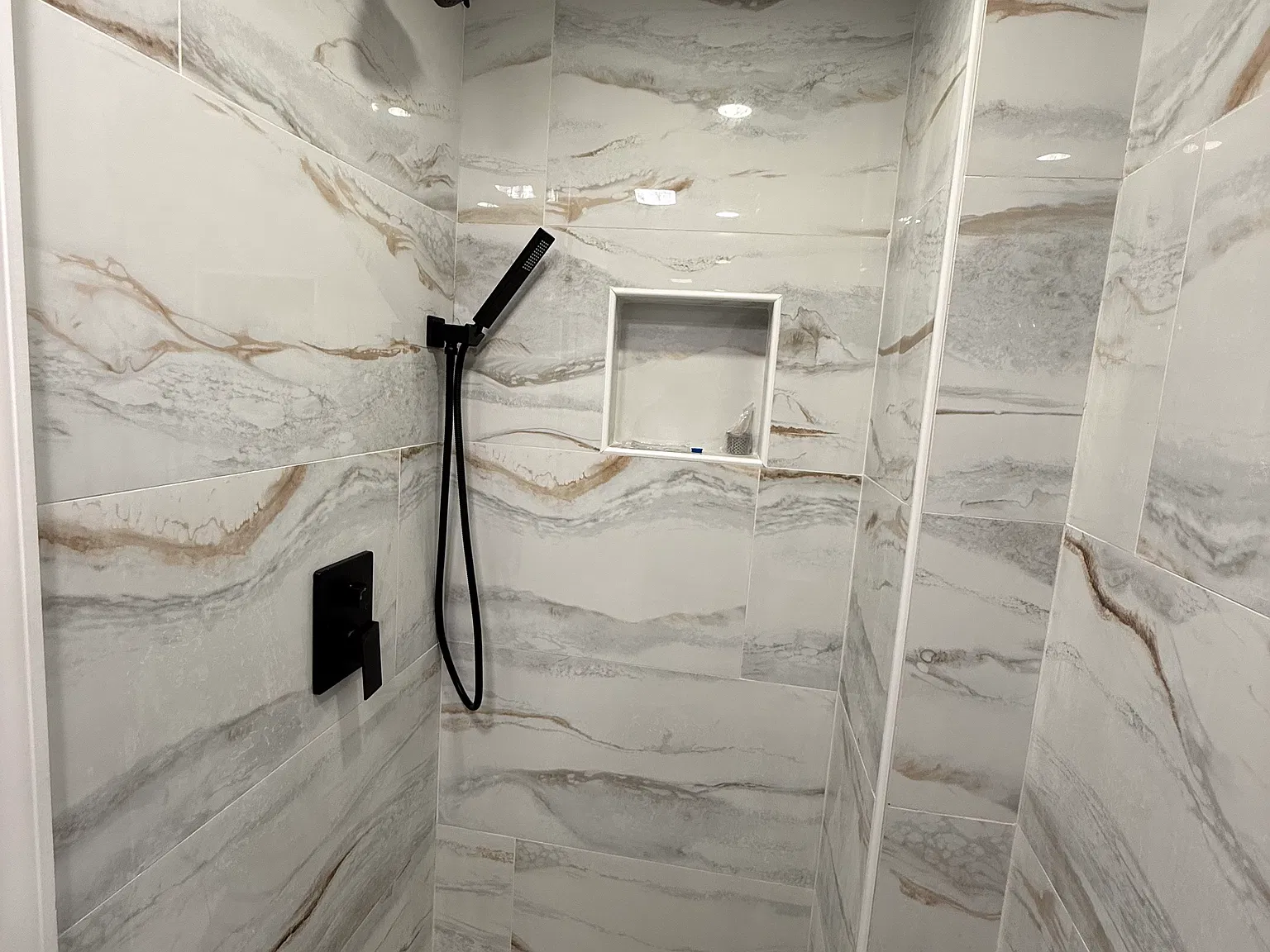 2 bed, $2,200 — Photo 1