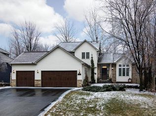 14987 River Oak Ct, Savage, MN 55378