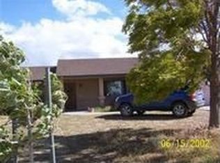 7325 Yucca Terrace Dr, Phelan, CA 92371