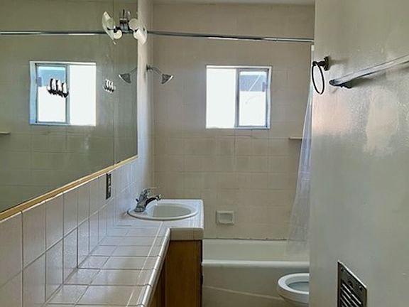 3rd image of 25780-25786 4th St #25782