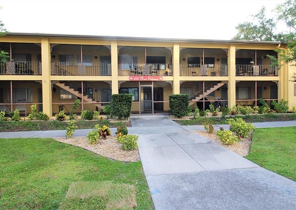 1st image of 615 S Palm Ave APT 2