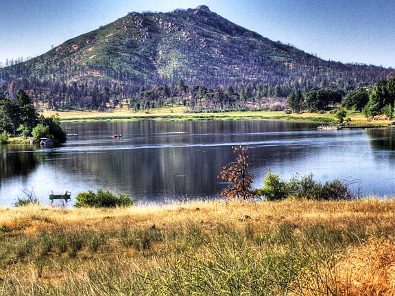 Panoramic lake/mountain view