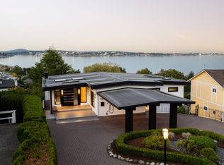 3507 Aloha Ave, Colwood, BC V9C1X9