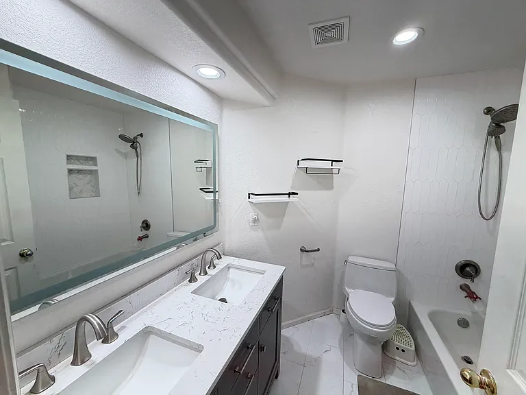 5767 Glenstone Dr — Photo 11