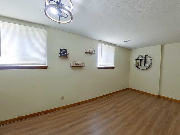 2nd image of 1200 Bluemont Ave APT 1